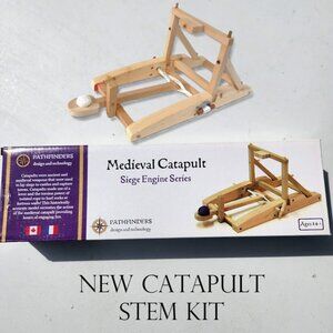 NEW Pathfinders Medieval Catapult Trebuchet Siege Engine Catapult Building Set K